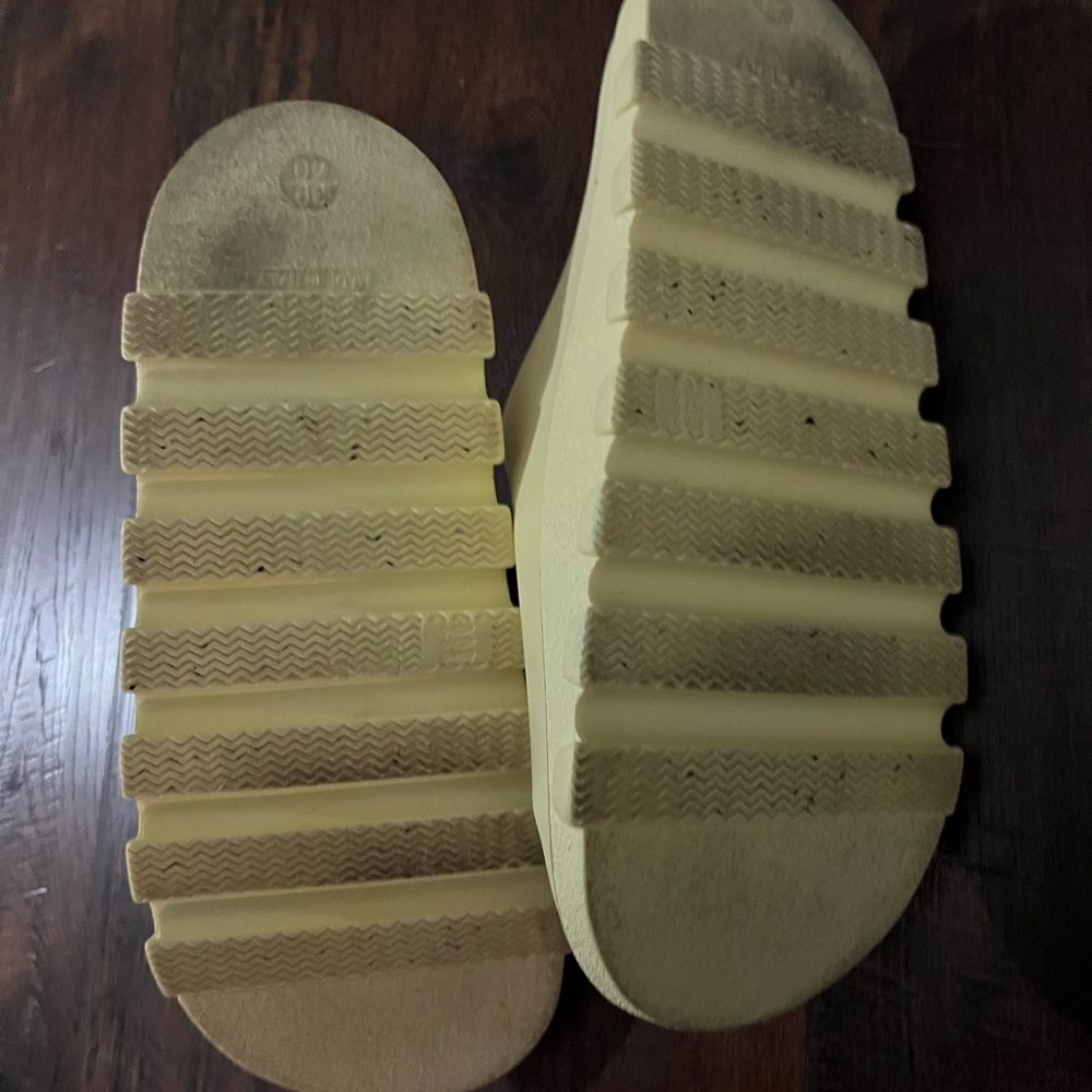 Free People Movement Slides - Picture 7 of 9